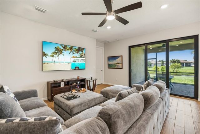 4092 Basket Oak Circle, Vero Beach, FL 32967