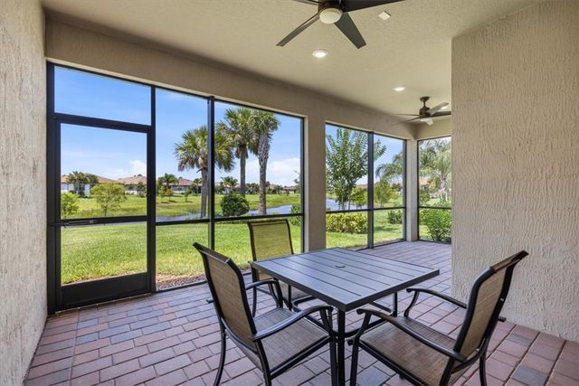 4092 Basket Oak Circle, Vero Beach, FL 32967
