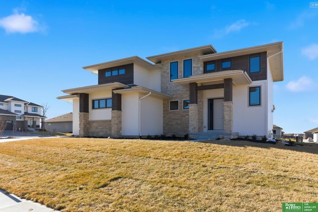 11616 S 115th Street, Papillion, NE 68046