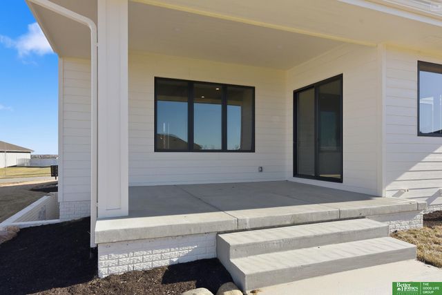 11616 S 115th Street, Papillion, NE 68046