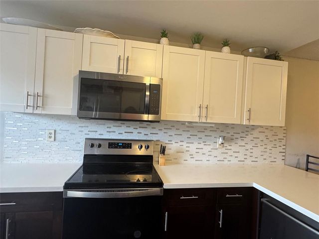 2704 NW 104th Avenue 308, Sunrise, FL 33322