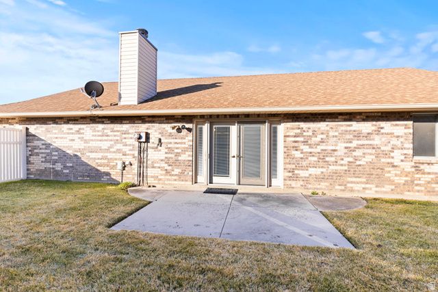 904 E 5650 S, South Ogden, UT 84405