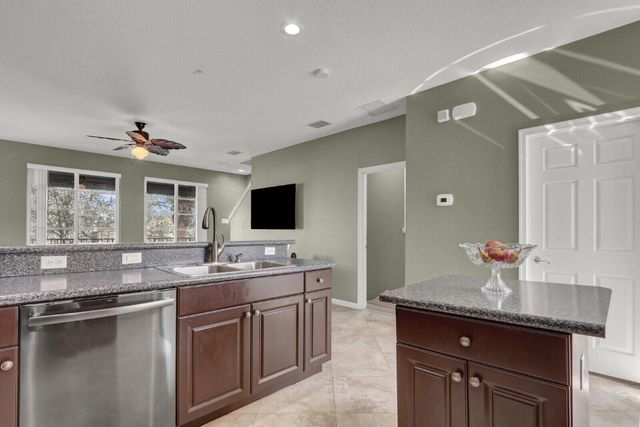 136 Regions Way, Jupiter, FL 33458