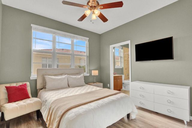 136 Regions Way, Jupiter, FL 33458