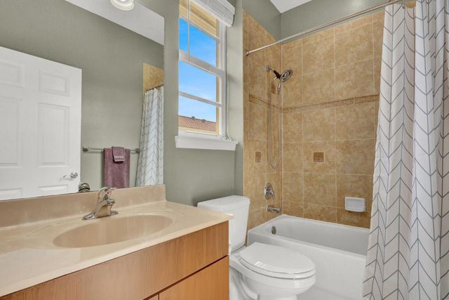 136 Regions Way, Jupiter, FL 33458