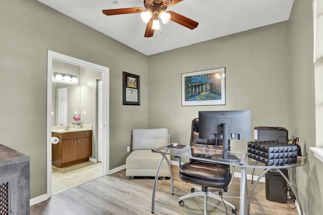 136 Regions Way, Jupiter, FL 33458