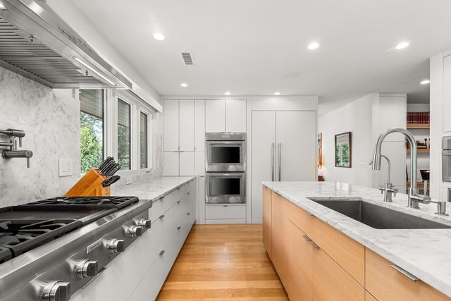 2127 S Helena St, Spokane, WA 99203