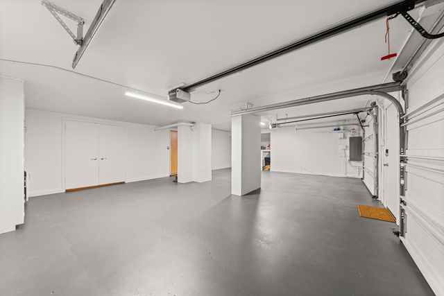 2127 S Helena St, Spokane, WA 99203