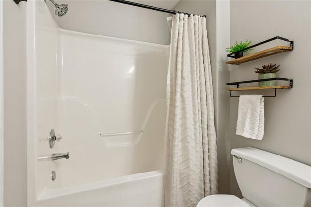 1026 Carly Joanna Court, Dacula, GA 30019