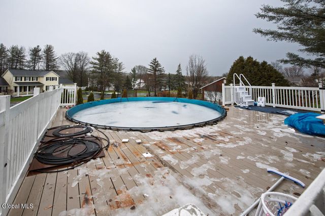 13 Indian Maiden Pass, Altamont, NY 12009