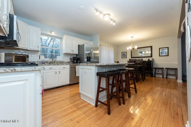 13 Indian Maiden Pass, Altamont, NY 12009