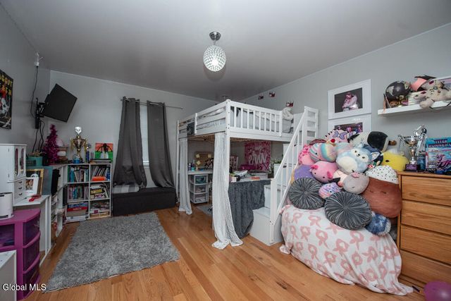 13 Indian Maiden Pass, Altamont, NY 12009