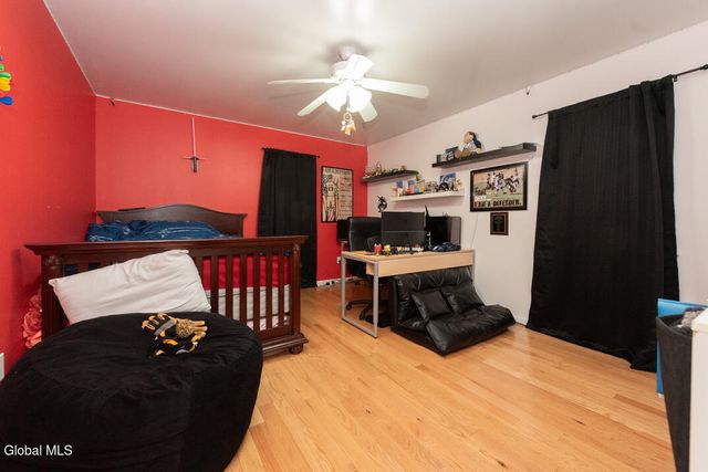 13 Indian Maiden Pass, Altamont, NY 12009