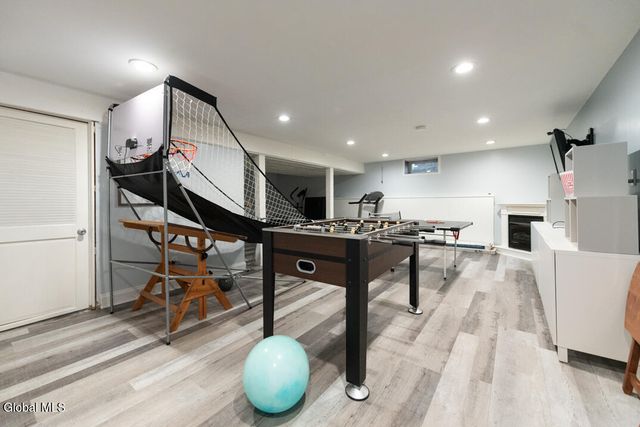 13 Indian Maiden Pass, Altamont, NY 12009