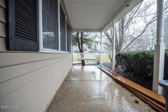 13 Indian Maiden Pass, Altamont, NY 12009