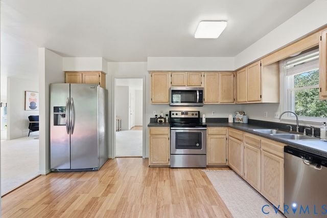 7200 Sanchez Rd, Chesterfield, VA 23832