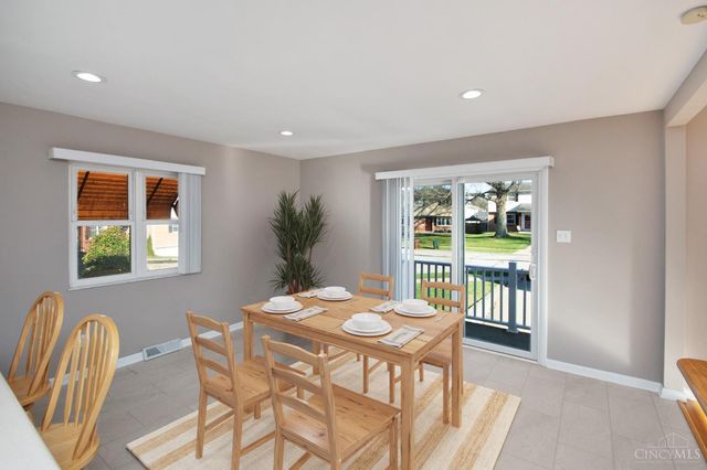 3433 Tolland Court, Green Twp, OH 45248