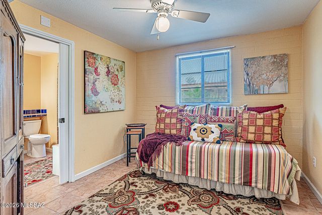 176 S Paseo Pena Apt D, Green Valley, AZ 85614