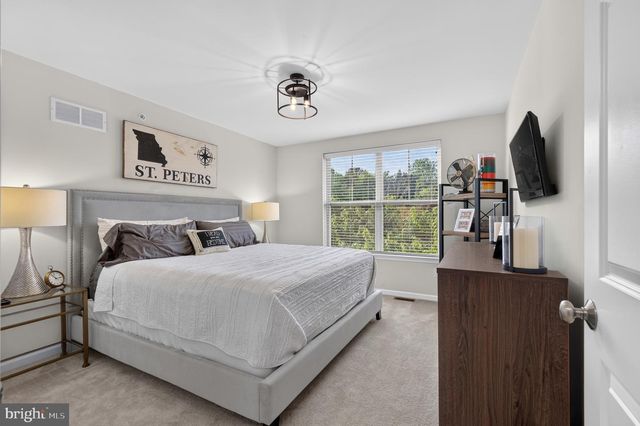 308 REDBUD LN, Kennett Square, PA 19348