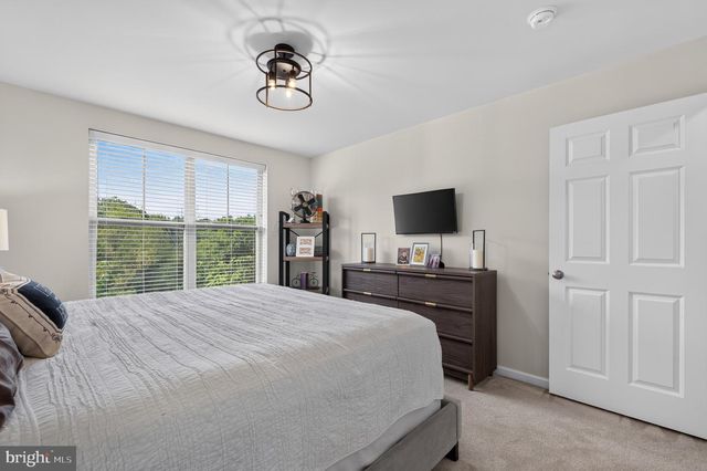 308 REDBUD LN, Kennett Square, PA 19348