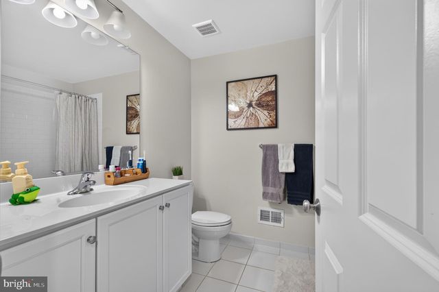 308 REDBUD LN, Kennett Square, PA 19348