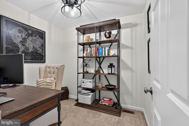 308 REDBUD LN, Kennett Square, PA 19348