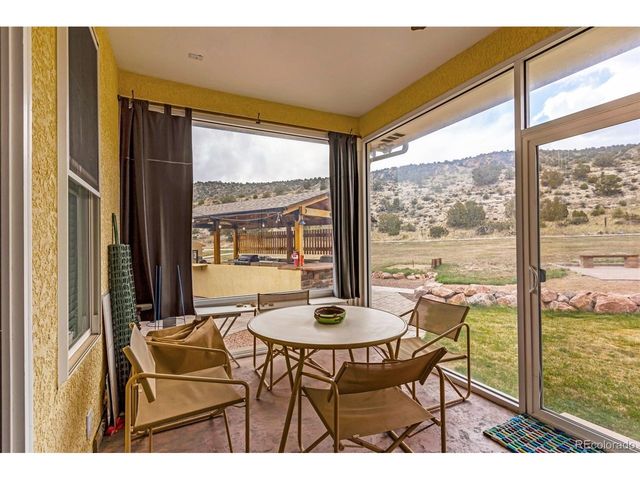 611 Rockridge Loop, Canon City, CO 81212