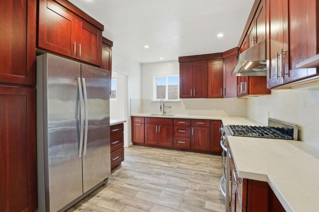 75 Gambetta Street, Daly City, CA 94014