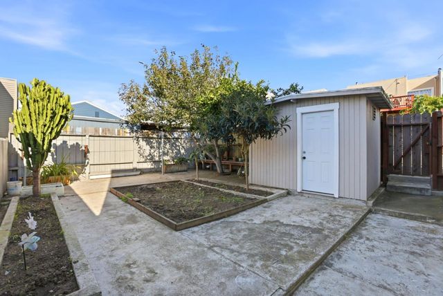 75 Gambetta Street, Daly City, CA 94014