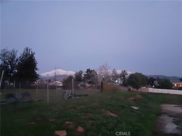 12431 8th, Yucaipa, CA 92399