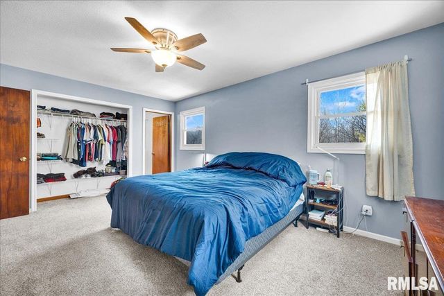 14927 N IVY LAKE Road, Chillicothe, IL 61523