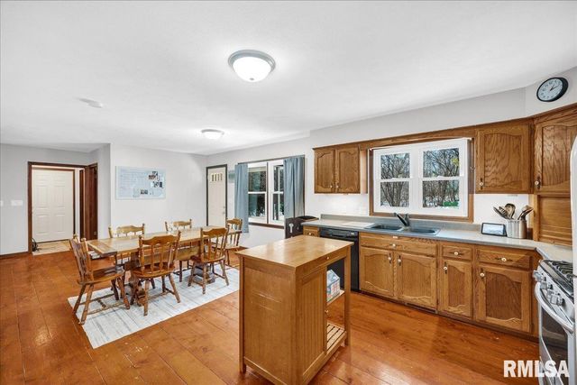 14927 N IVY LAKE Road, Chillicothe, IL 61523