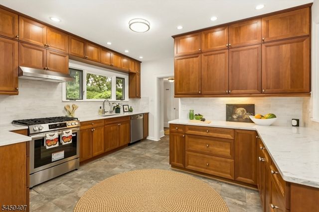 578 Ridgewood Ave, Glen Ridge Boro Twp., NJ 07028