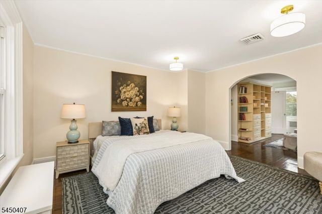 578 Ridgewood Ave, Glen Ridge Boro Twp., NJ 07028