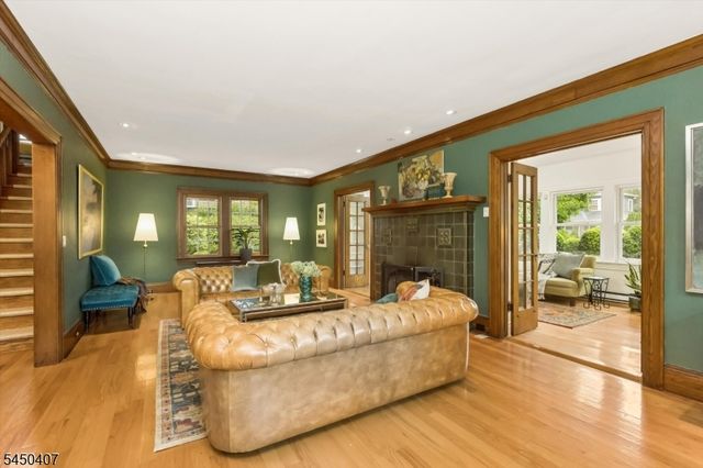 578 Ridgewood Ave, Glen Ridge Boro Twp., NJ 07028