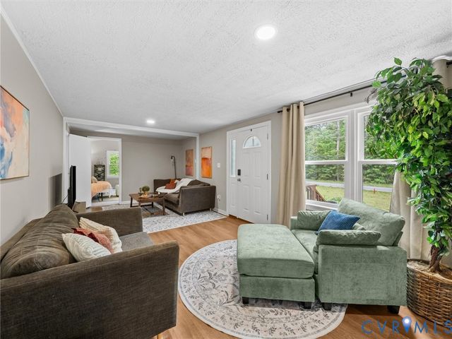 11640 River Rd, Chesterfield, VA 23838