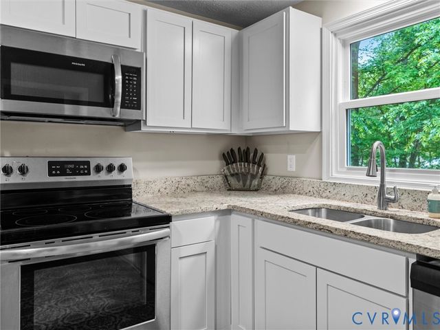 11640 River Rd, Chesterfield, VA 23838