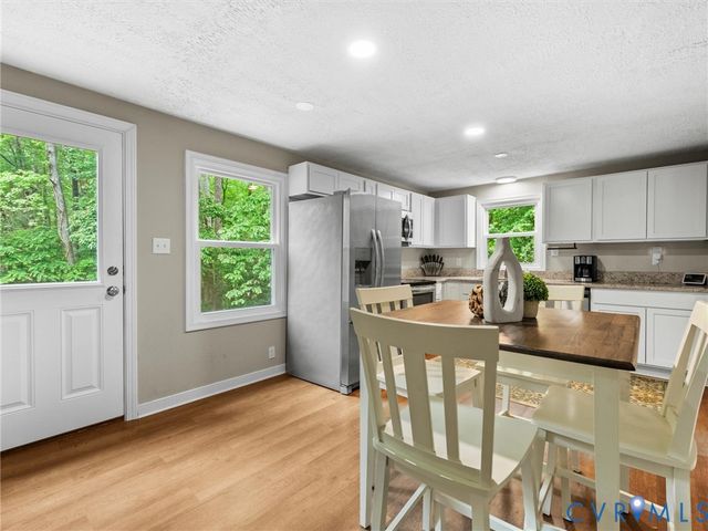 11640 River Rd, Chesterfield, VA 23838