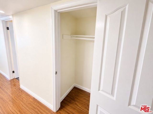 5009 Woodman Avenue 202, Los Angeles, CA 91423