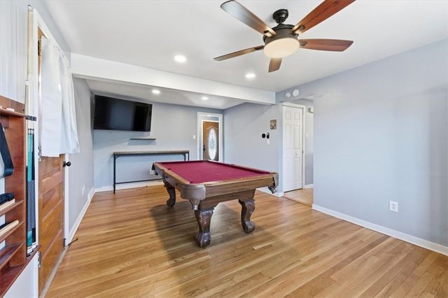 230 Main Blvd, Ross Twp, PA 15237