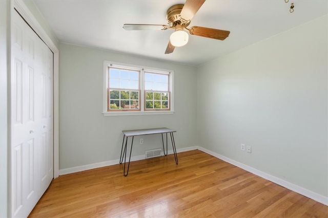 230 Main Blvd, Ross Twp, PA 15237