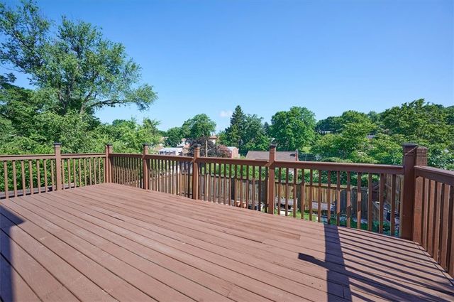 230 Main Blvd, Ross Twp, PA 15237
