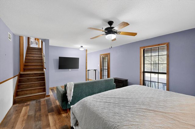 438 Jay Kelley Lane, Sunset, TX 76270