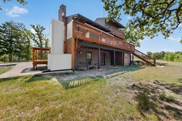 438 Jay Kelley Lane, Sunset, TX 76270