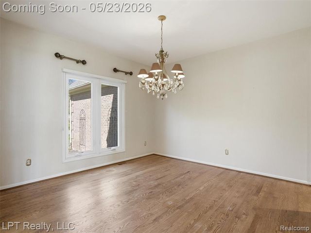 860 Troon, Highland, MI 48357
