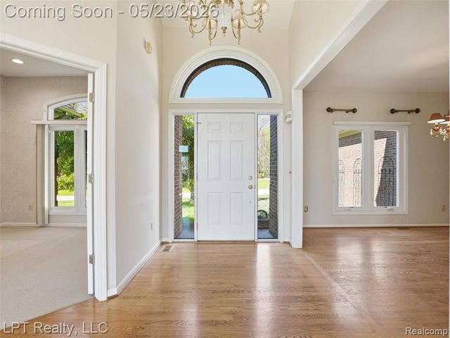 860 Troon, Highland, MI 48357