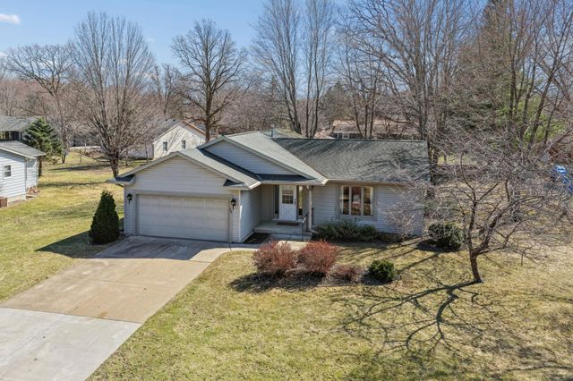 304 Spruce Drive, Woodville, WI 54028