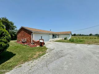 2924 Oakland Pkwy Parkway, Lima, OH 45807