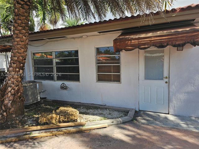 1997 SW 17th Ct, Miami, FL 33145