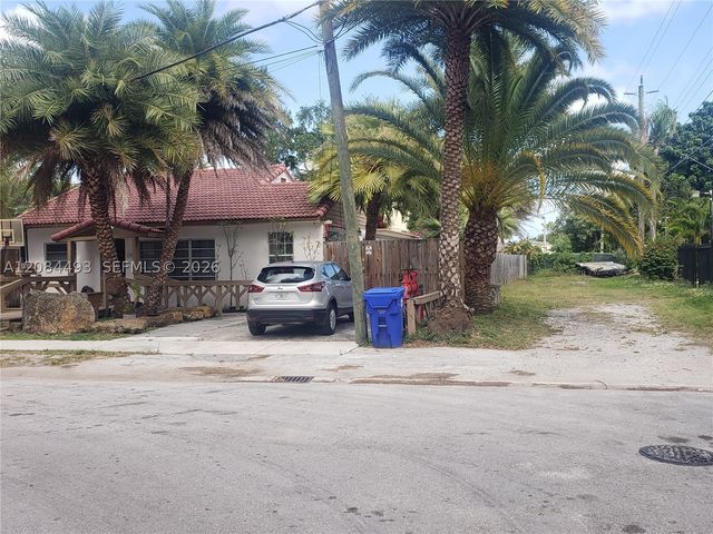 1997 SW 17th Ct, Miami, FL 33145